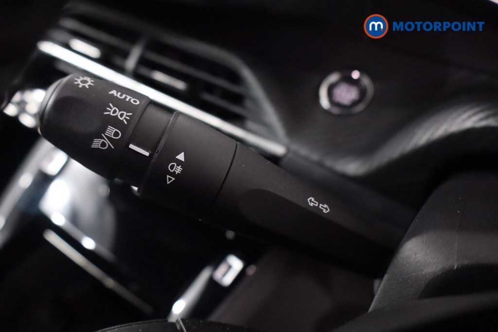 Peugeot 2008 Allure Premium-Plus Automatic Electric SUV - Stock Number (1606553) - 14th supplementary image