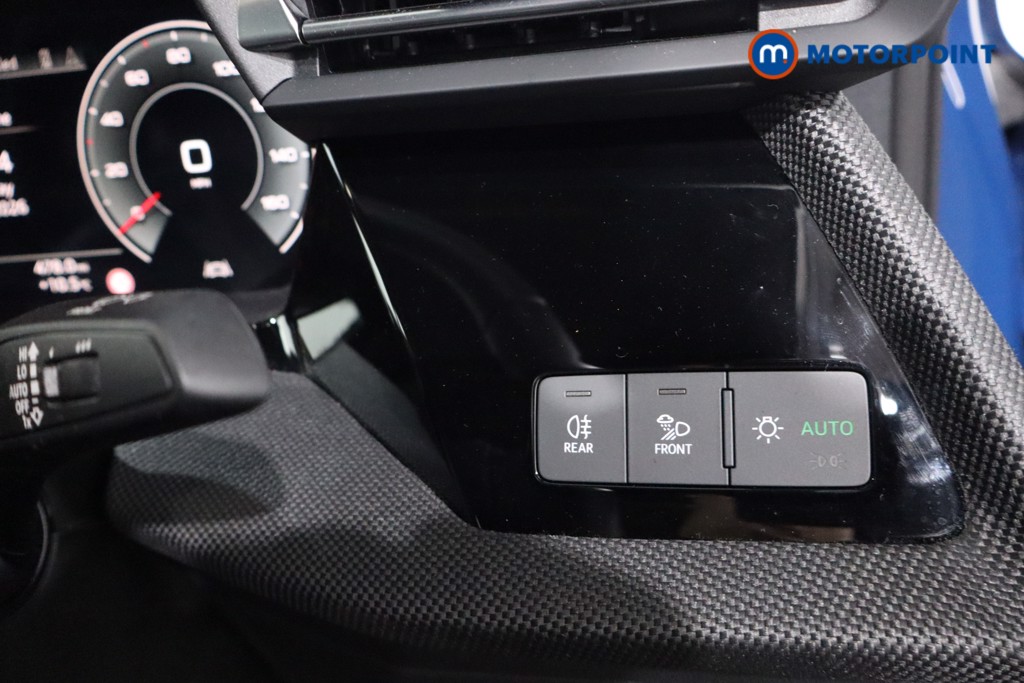 Audi A3 Black Edition Manual Petrol Saloon - Stock Number (1606599) - 18th supplementary image