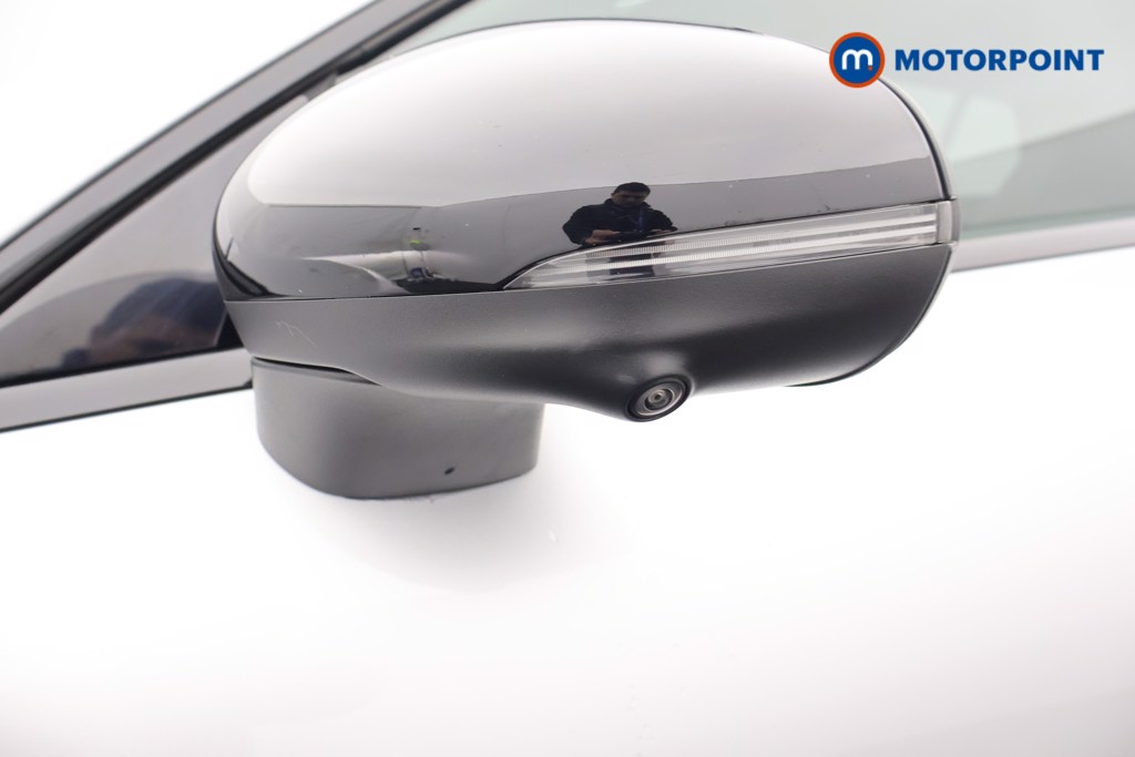 Mercedes-Benz CLA Amg Line Automatic Petrol Estate - Stock Number (1606851) - 31st supplementary image