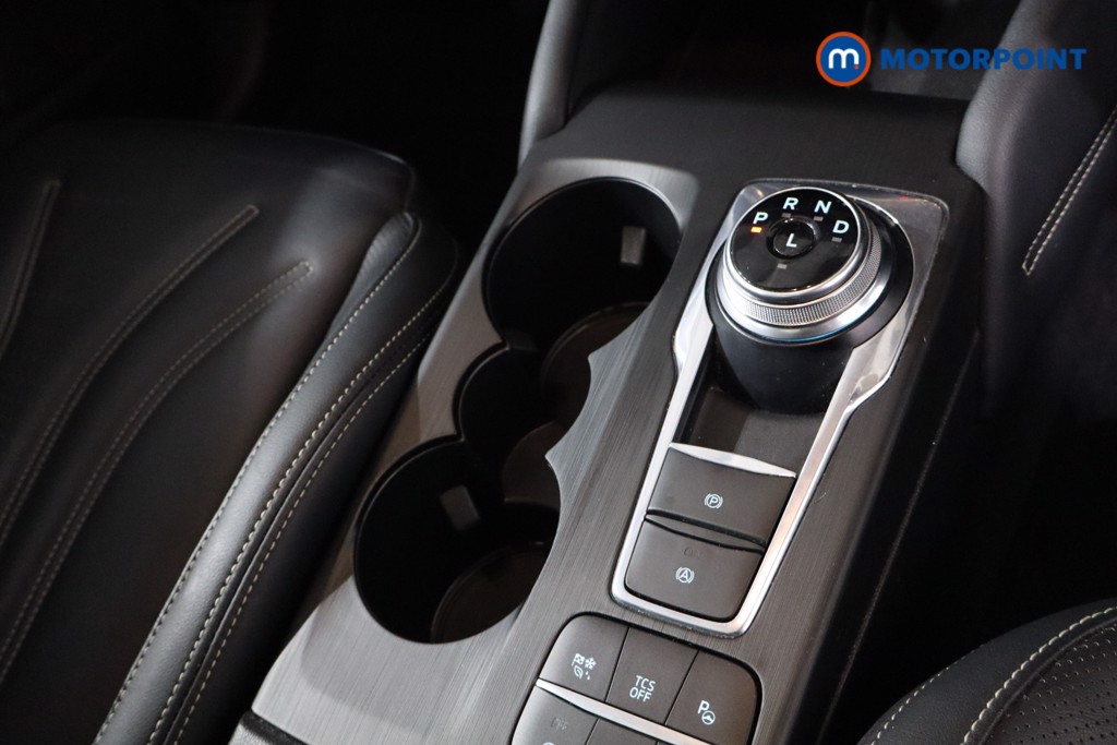 Ford Focus Vignale Active X Automatic Diesel Hatchback - Stock Number (1606880) - 20th supplementary image