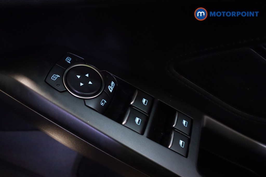 Ford Focus St-Line X Edition Manual Petrol Hatchback - Stock Number (1607010) - 3rd supplementary image