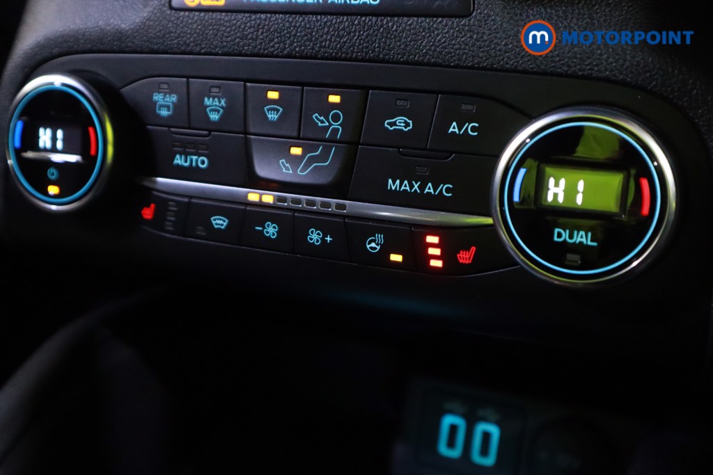 Ford Focus St-Line X Edition Manual Petrol Hatchback - Stock Number (1607010) - 19th supplementary image