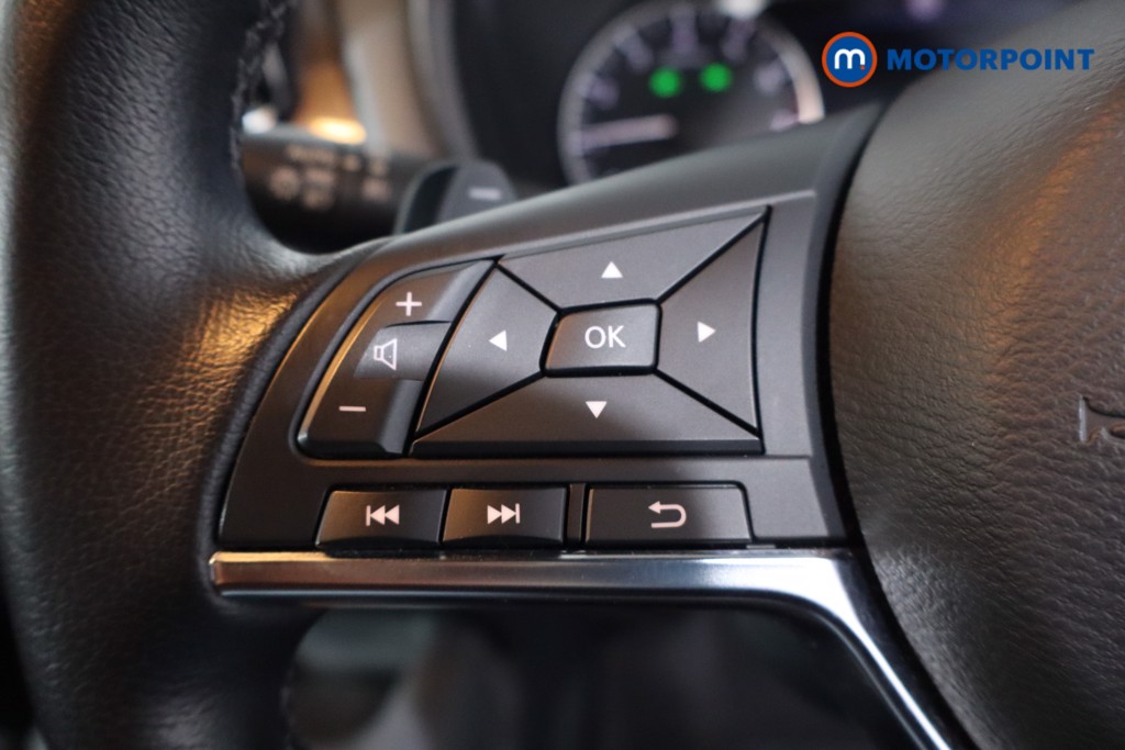 Nissan Juke Tekna Automatic Petrol SUV - Stock Number (1607199) - 7th supplementary image