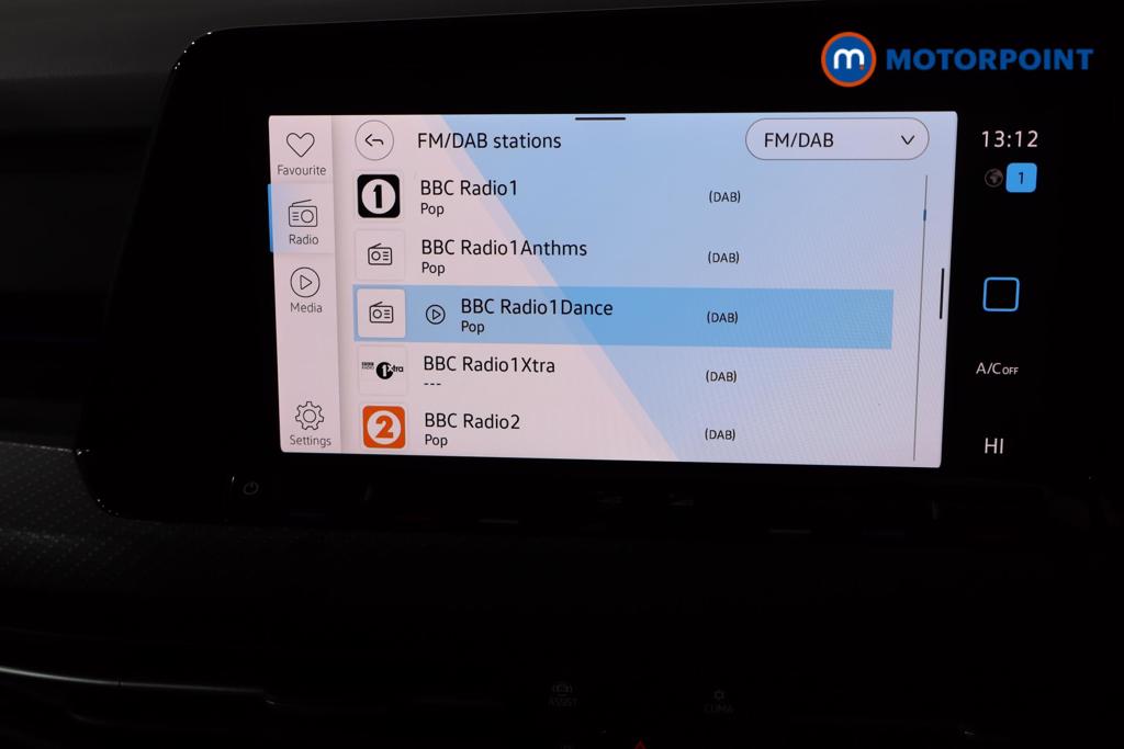 Volkswagen Golf R-Line Automatic Petrol Hatchback - Stock Number (1607205) - 8th supplementary image