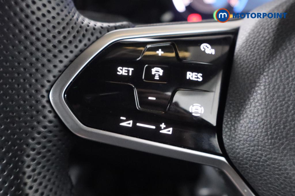 Volkswagen Golf R-Line Automatic Petrol Hatchback - Stock Number (1607205) - 13th supplementary image