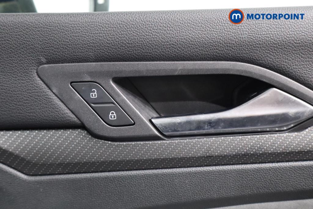 Volkswagen Golf R-Line Automatic Petrol Hatchback - Stock Number (1607205) - 16th supplementary image