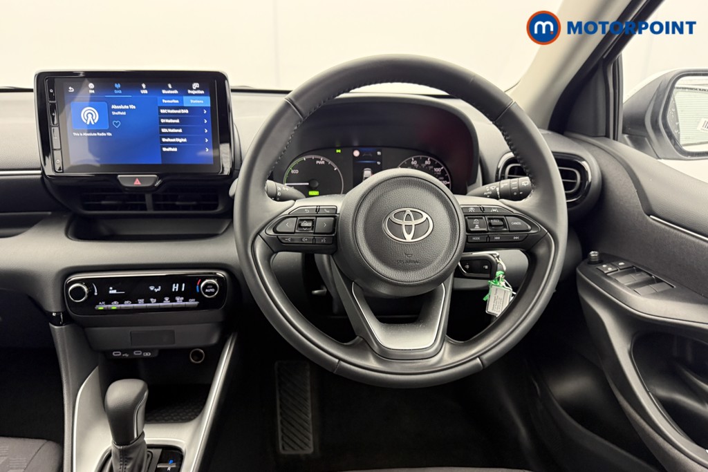 Toyota Yaris Icon Automatic Petrol-Electric Hybrid Hatchback - Stock Number (1607231) - 2nd supplementary image