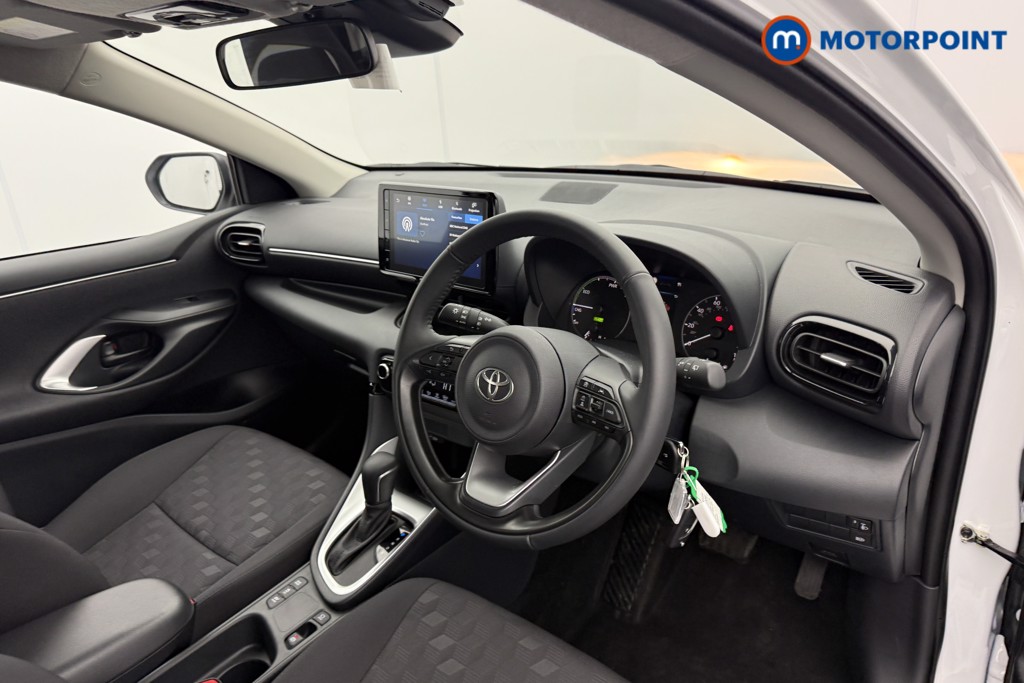 Toyota Yaris Icon Automatic Petrol-Electric Hybrid Hatchback - Stock Number (1607231) - 3rd supplementary image
