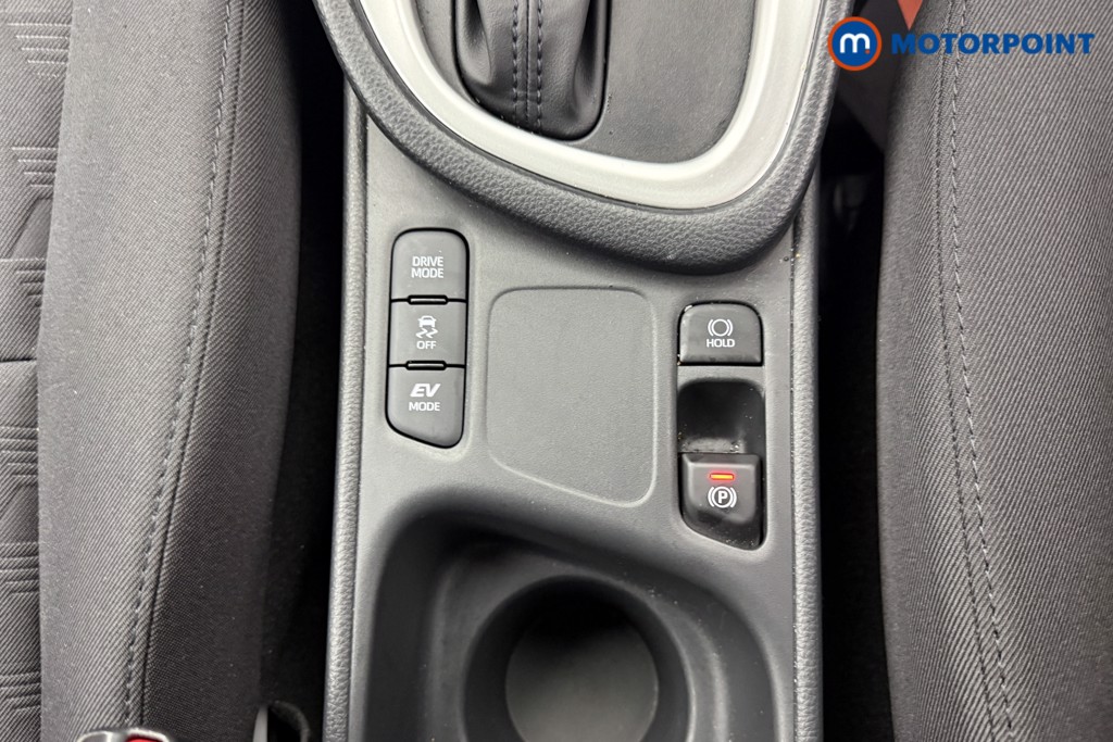 Toyota Yaris Icon Automatic Petrol-Electric Hybrid Hatchback - Stock Number (1607231) - 8th supplementary image