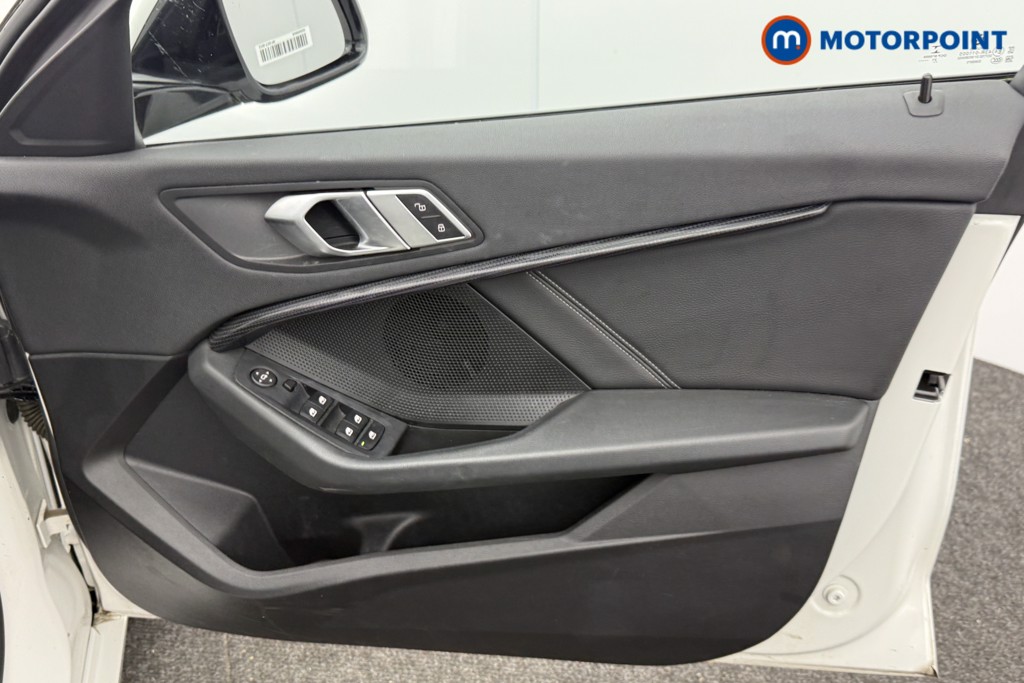 BMW 1 Series Sport Manual Petrol Hatchback - Stock Number (1607237) - 19th supplementary image