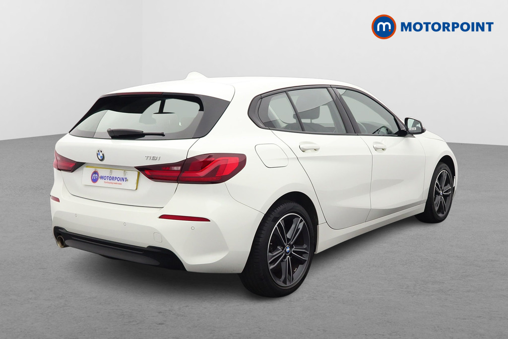 BMW 1 Series Sport Manual Petrol Hatchback - Stock Number (1607237) - Drivers side rear corner