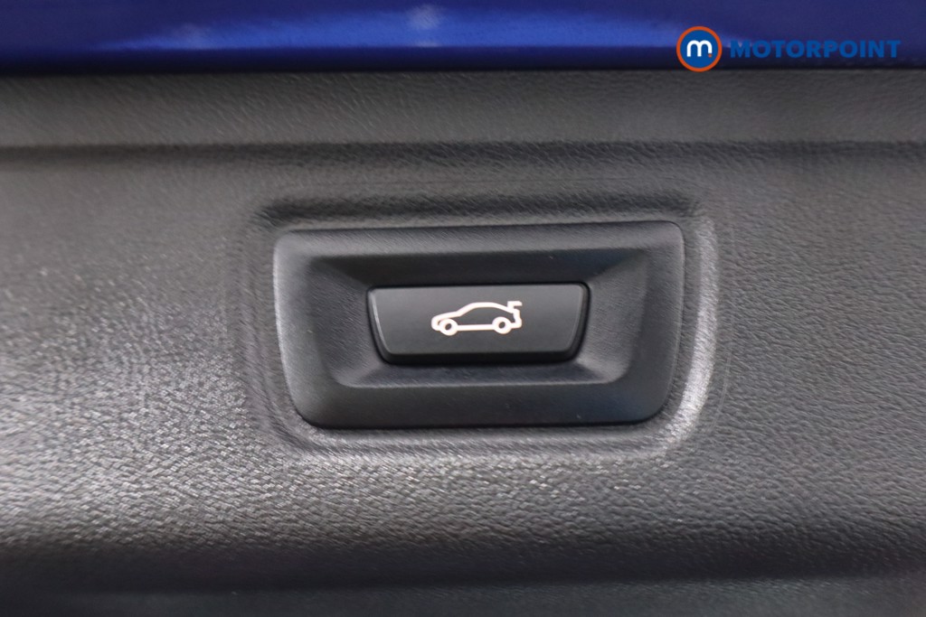 BMW 3 Series M Sport Automatic Petrol Plug-In Hybrid Estate - Stock Number (1607239) - 41st supplementary image