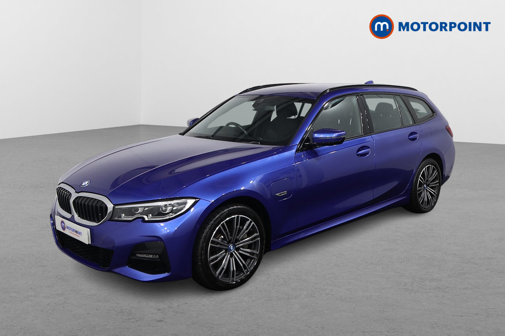 BMW 3 Series M Sport Automatic Petrol Plug-In Hybrid Estate - Stock Number (1607239) - Passenger side front corner