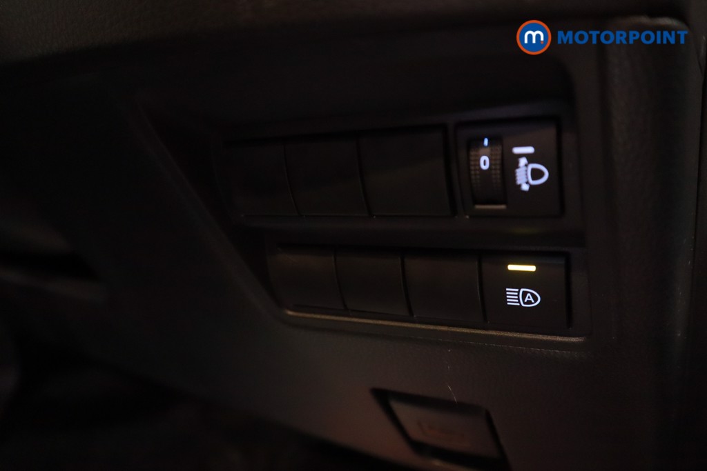 Toyota Yaris Design Automatic Petrol-Electric Hybrid Hatchback - Stock Number (1607260) - 4th supplementary image