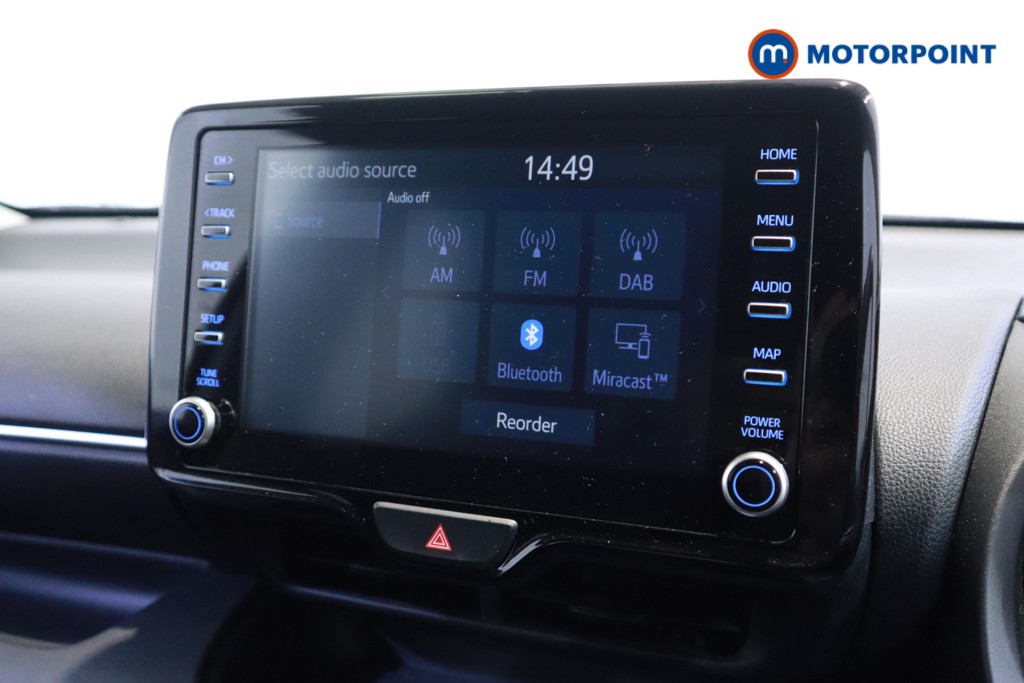 Toyota Yaris Design Automatic Petrol-Electric Hybrid Hatchback - Stock Number (1607260) - 14th supplementary image