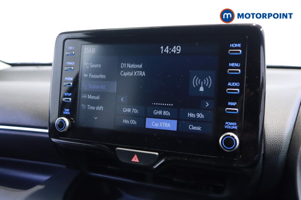 Toyota Yaris Design Automatic Petrol-Electric Hybrid Hatchback - Stock Number (1607260) - 15th supplementary image