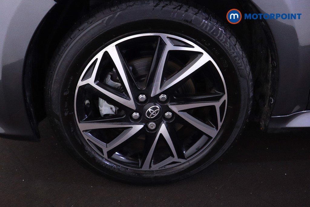 Toyota Yaris Design Automatic Petrol-Electric Hybrid Hatchback - Stock Number (1607260) - 29th supplementary image