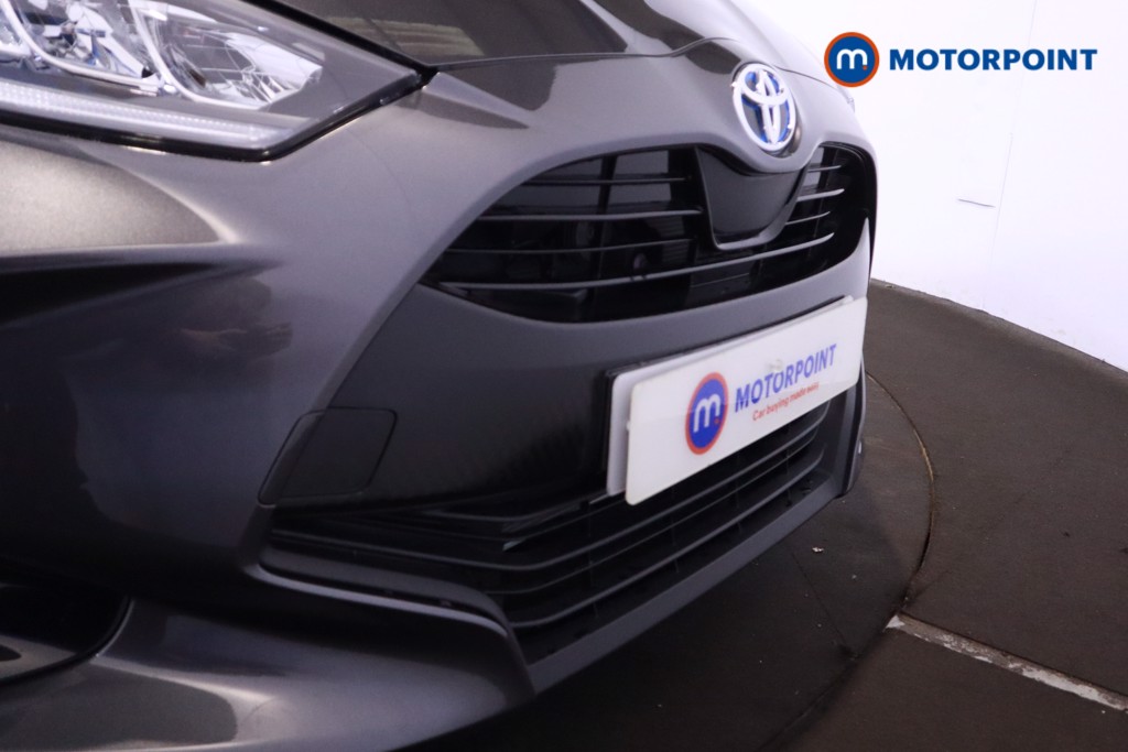 Toyota Yaris Design Automatic Petrol-Electric Hybrid Hatchback - Stock Number (1607260) - 37th supplementary image