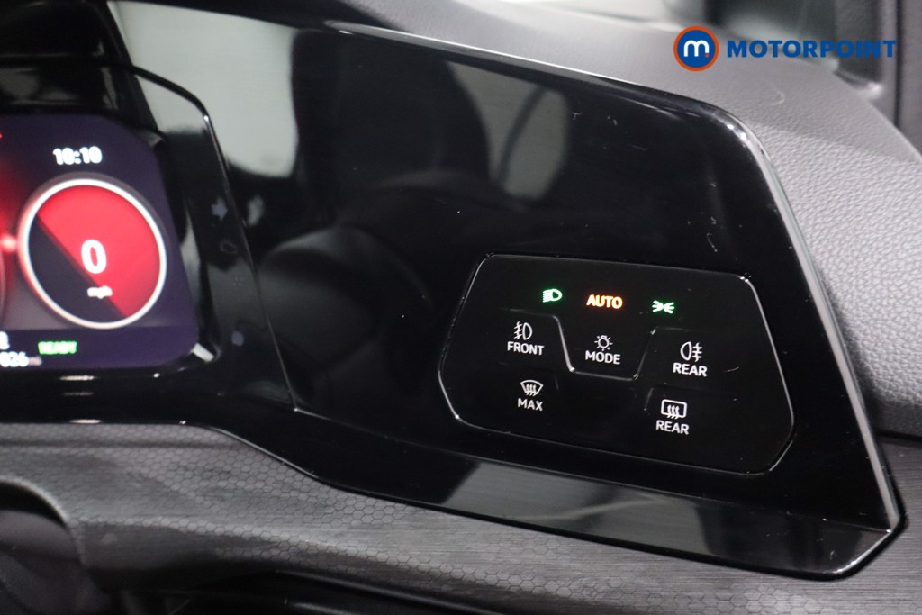 Volkswagen Golf GTE Automatic Petrol Plug-In Hybrid Hatchback - Stock Number (1607273) - 18th supplementary image