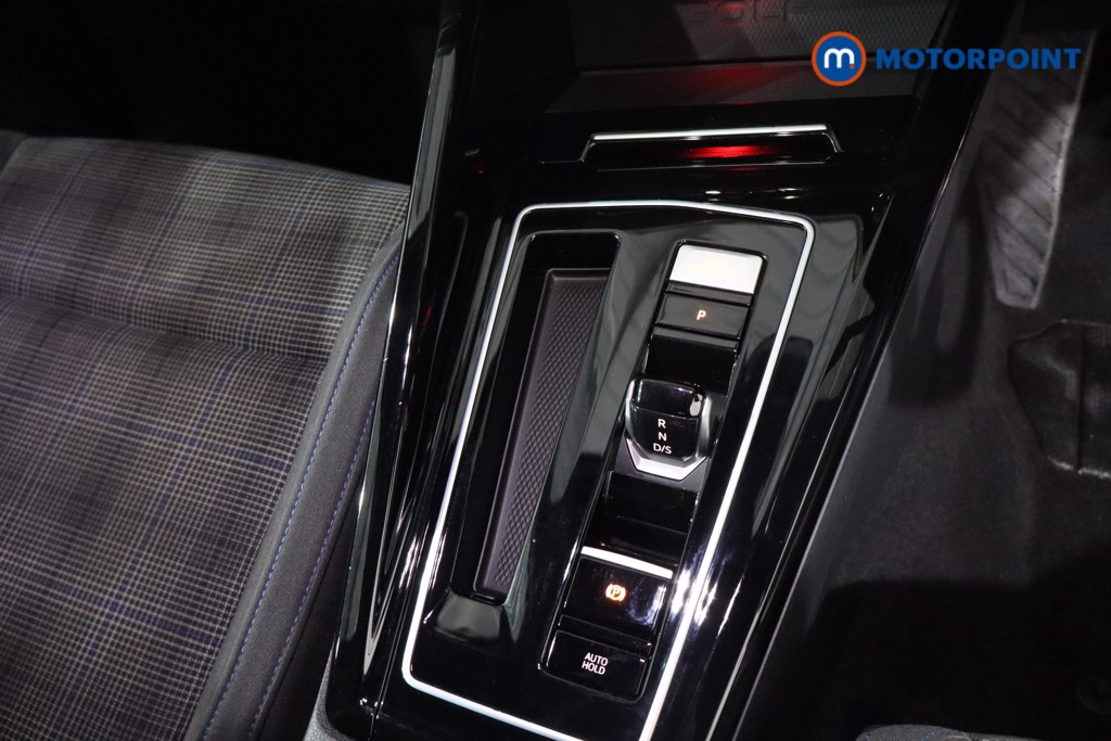 Volkswagen Golf GTE Automatic Petrol Plug-In Hybrid Hatchback - Stock Number (1607273) - 20th supplementary image