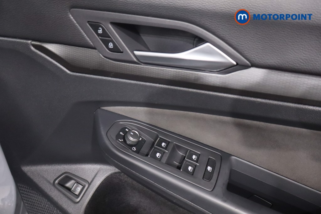 Volkswagen Golf GTE Automatic Petrol Plug-In Hybrid Hatchback - Stock Number (1607273) - 24th supplementary image