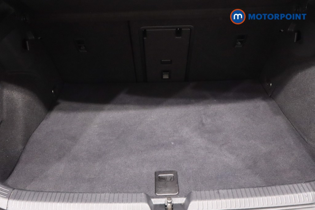 Volkswagen Golf GTE Automatic Petrol Plug-In Hybrid Hatchback - Stock Number (1607273) - 39th supplementary image