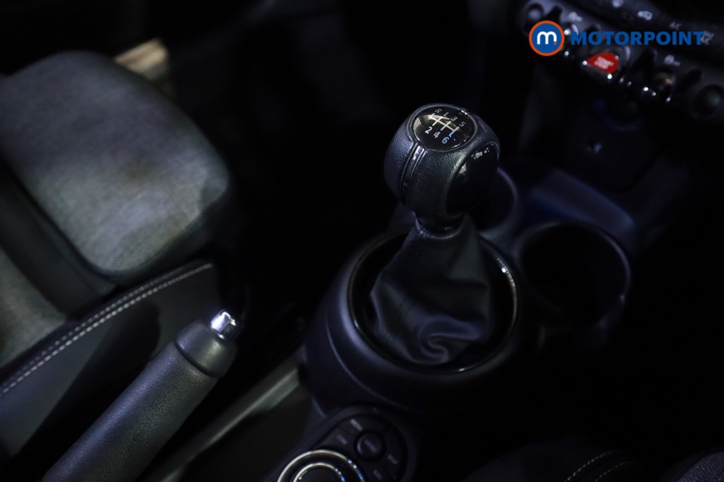 Mini Hatchback Cooper Classic Manual Petrol Hatchback - Stock Number (1607491) - 21st supplementary image
