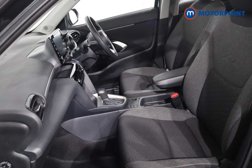 Toyota Yaris Cross Icon Automatic Petrol-Electric Hybrid Estate - Stock Number (1607539) - 4th supplementary image