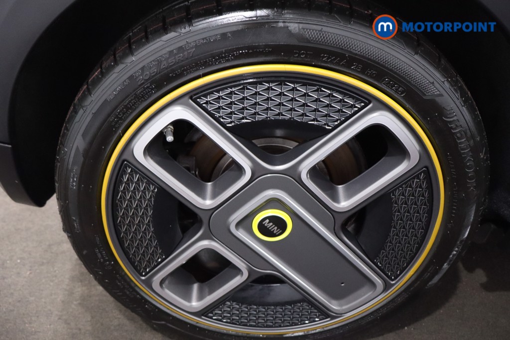 Mini Hatchback Cooper S Level 2 Automatic Electric Hatchback - Stock Number (1607540) - 9th supplementary image