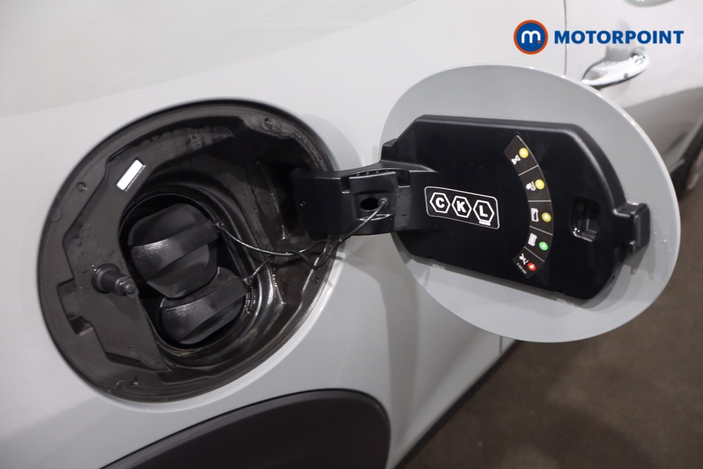 Mini Hatchback Cooper S Level 2 Automatic Electric Hatchback - Stock Number (1607540) - 32nd supplementary image