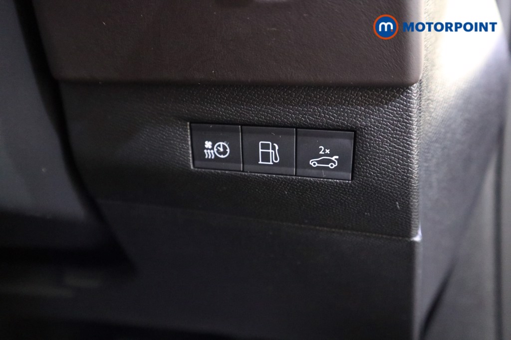 DS Ds 4 Opera Automatic Petrol Plug-In Hybrid Hatchback - Stock Number (1607586) - 12th supplementary image