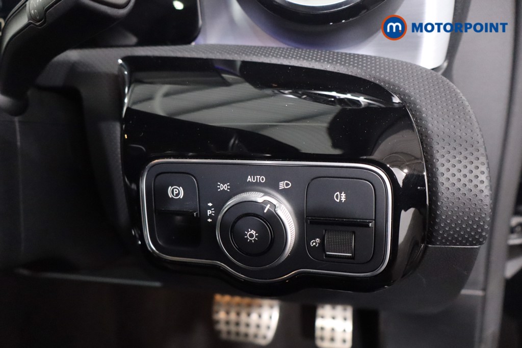 Mercedes-Benz A Class Amg Line Edition Automatic Petrol Plug-In Hybrid Saloon - Stock Number (1607621) - 17th supplementary image