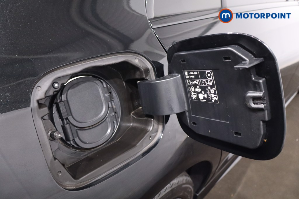 Mercedes-Benz A Class Amg Line Edition Automatic Petrol Plug-In Hybrid Saloon - Stock Number (1607621) - 35th supplementary image