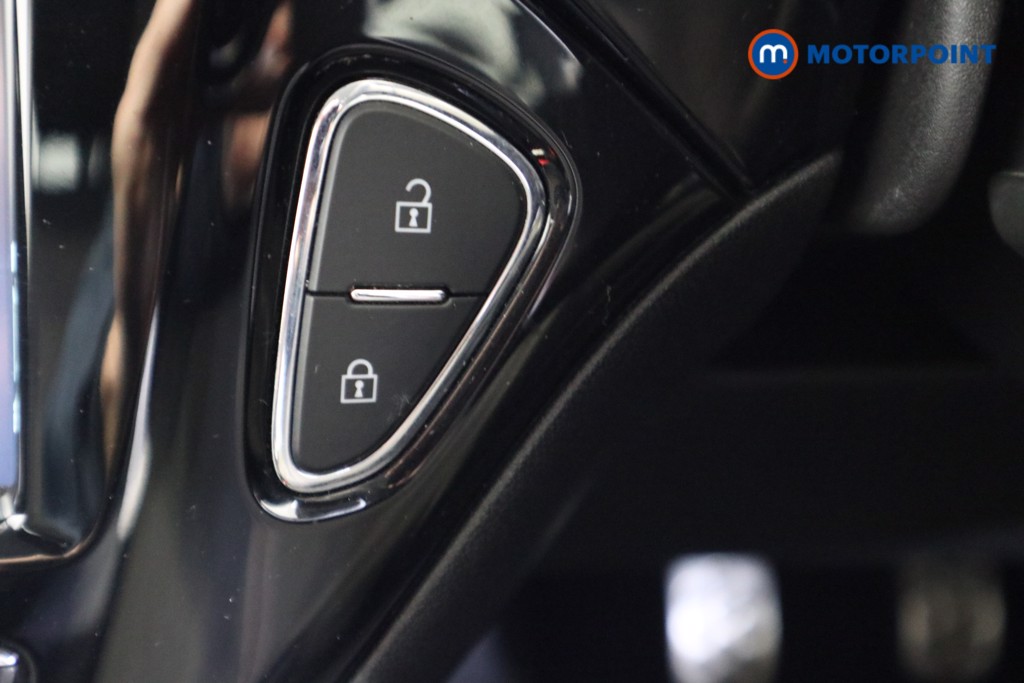 Vauxhall Corsa Sport Manual Petrol Hatchback - Stock Number (1607661) - 6th supplementary image