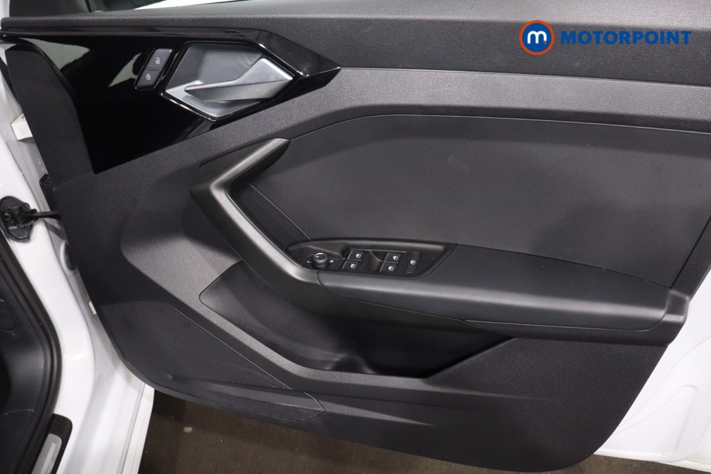 Audi A1 S Line Manual Petrol Hatchback - Stock Number (1607684) - 23rd supplementary image