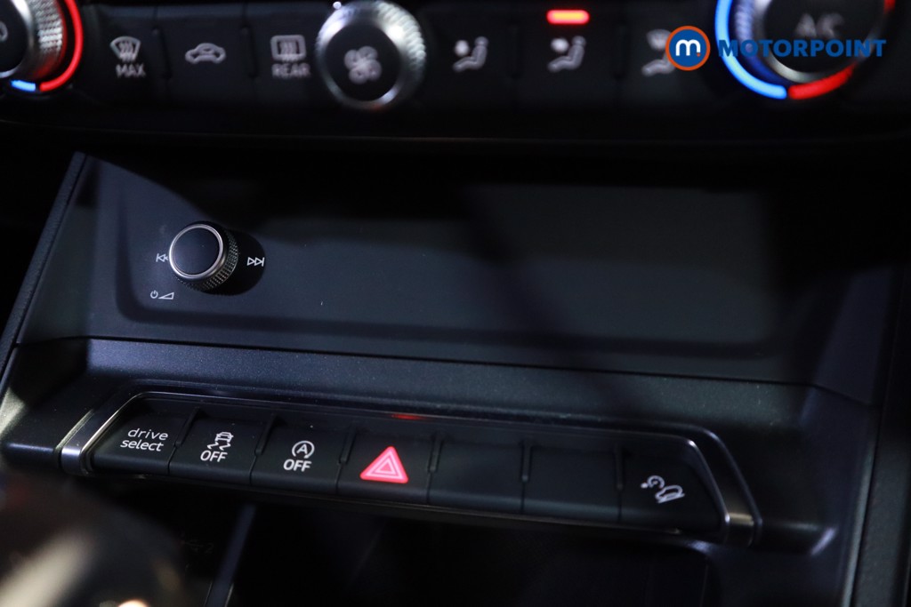 Audi Q3 S Line Automatic Diesel SUV - Stock Number (1607837) - 19th supplementary image