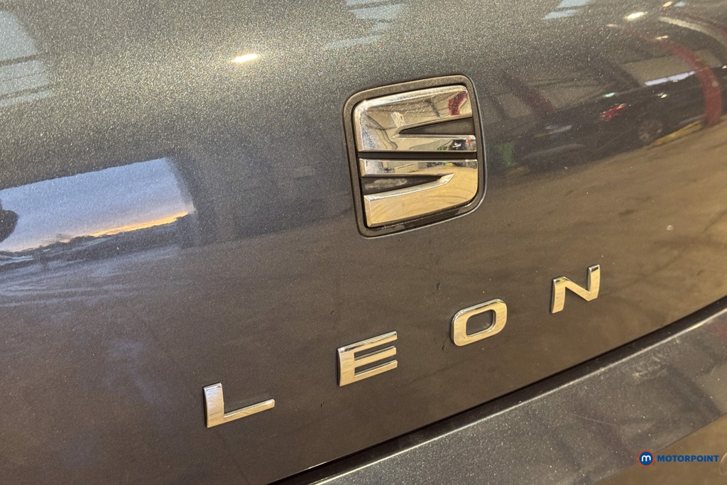 Seat Leon Xcellence Lux Automatic Petrol Hatchback - Stock Number (1608275) - 33rd supplementary image