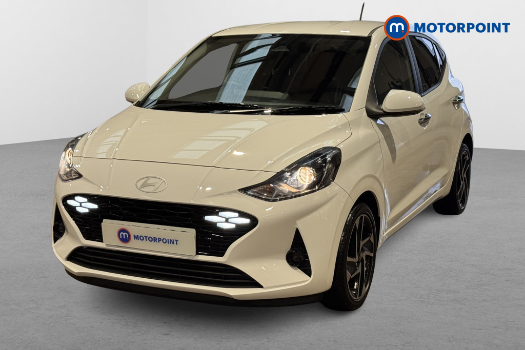 Hyundai I10 Premium Manual Petrol Hatchback - Stock Number (1608330) - Passenger side front corner