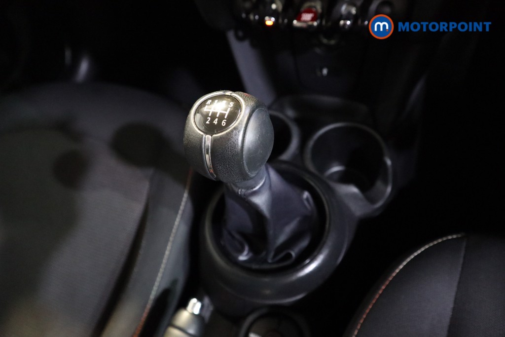 Mini Hatchback Cooper Classic Manual Petrol Hatchback - Stock Number (1534974) - 9th supplementary image