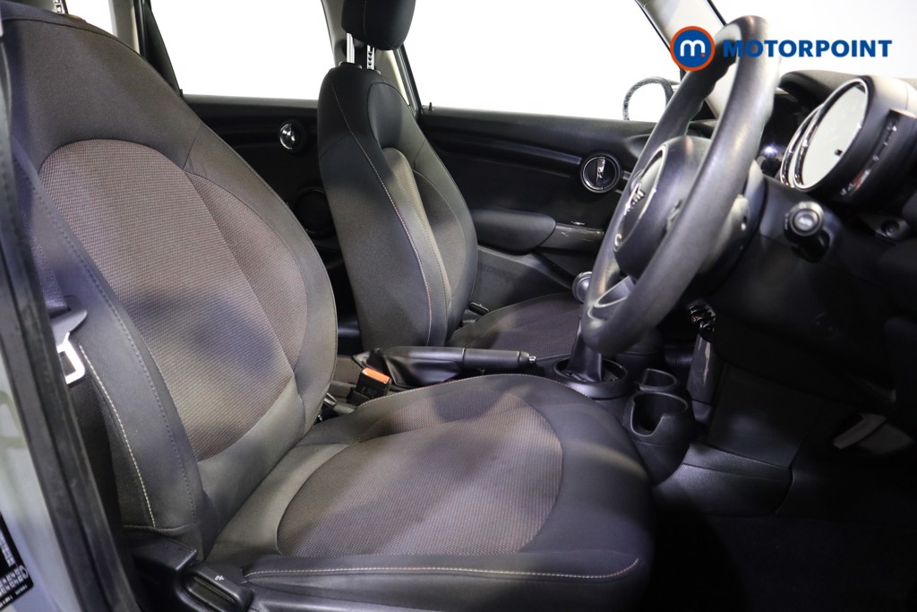 Mini Hatchback Cooper Classic Manual Petrol Hatchback - Stock Number (1534974) - 13th supplementary image