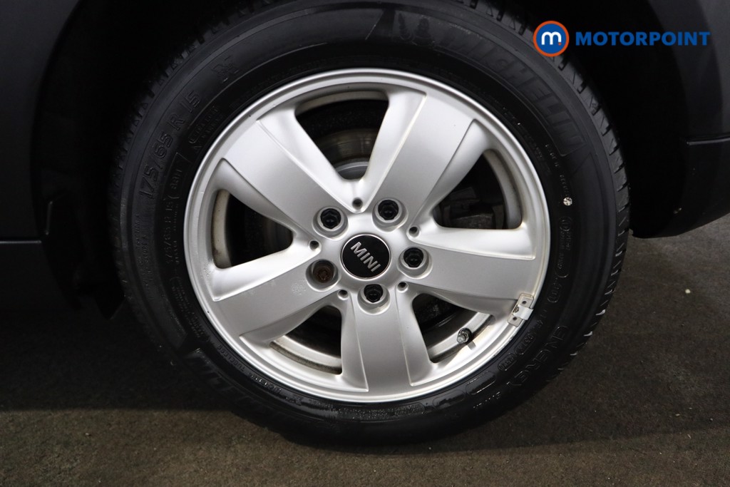 Mini Hatchback Cooper Classic Manual Petrol Hatchback - Stock Number (1534974) - 21st supplementary image