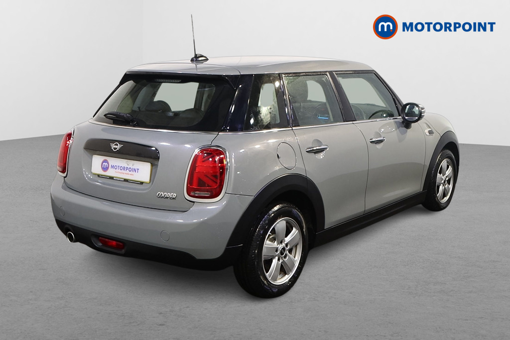 Mini Hatchback Cooper Classic Manual Petrol Hatchback - Stock Number (1534974) - Drivers side rear corner