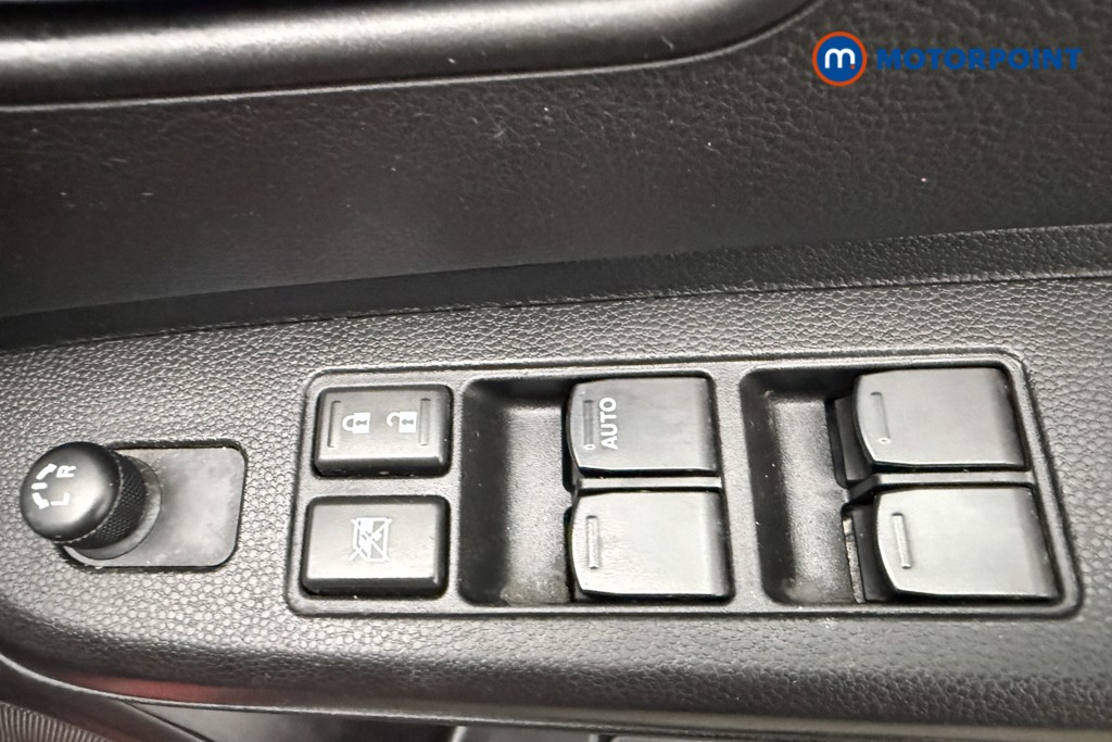 Suzuki Ignis SZ5 Automatic Petrol SUV - Stock Number (1577824) - 18th supplementary image
