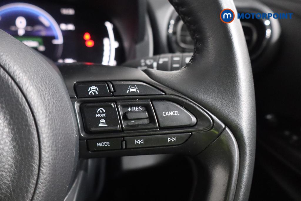 Toyota Yaris Cross Icon Automatic Petrol-Electric Hybrid Estate - Stock Number (1582047) - 8th supplementary image