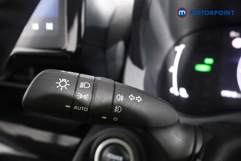 Toyota Yaris Cross Icon Automatic Petrol-Electric Hybrid Estate - Stock Number (1582047) - 9th supplementary image