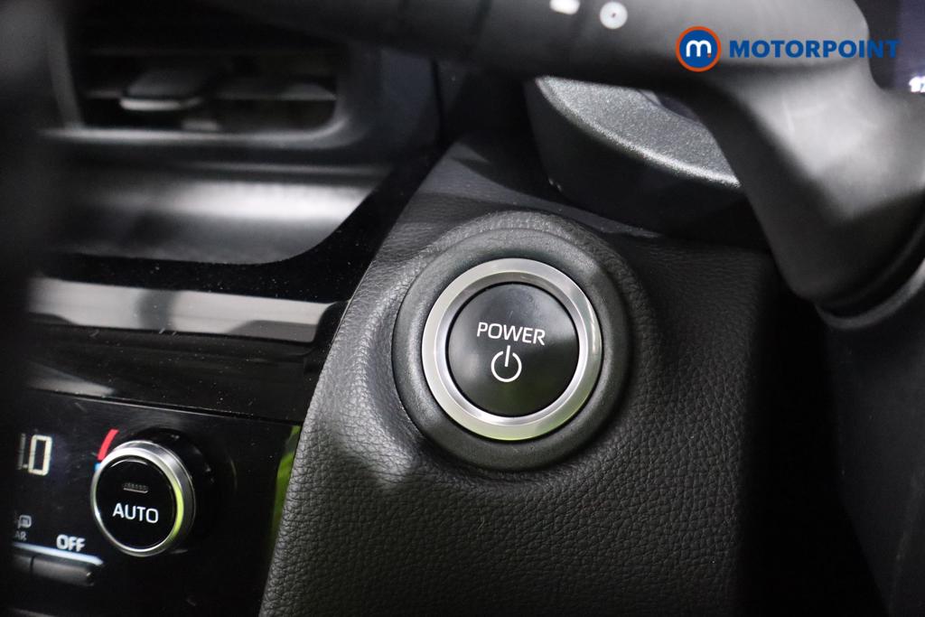 Toyota Yaris Cross Icon Automatic Petrol-Electric Hybrid Estate - Stock Number (1582047) - 11th supplementary image