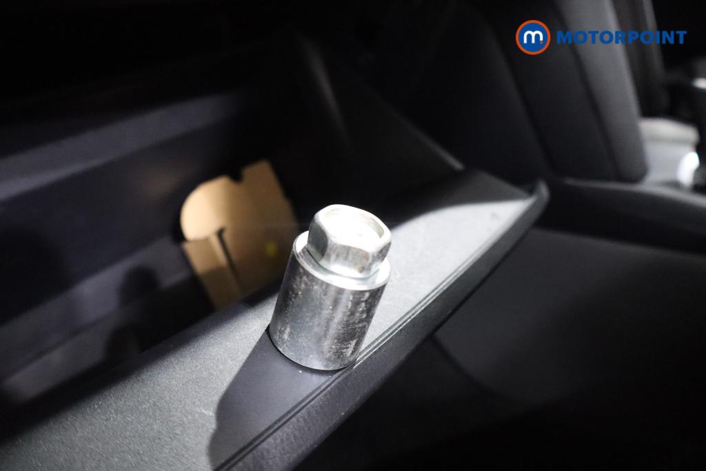 Toyota Yaris Cross Icon Automatic Petrol-Electric Hybrid Estate - Stock Number (1582047) - 14th supplementary image