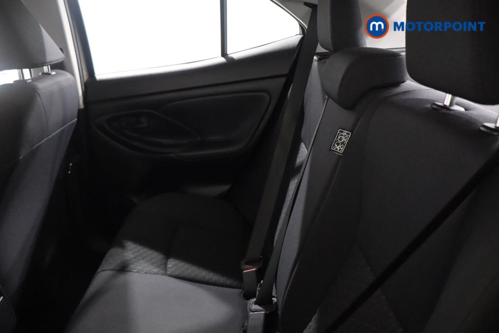 Toyota Yaris Cross Icon Automatic Petrol-Electric Hybrid Estate - Stock Number (1582047) - 16th supplementary image