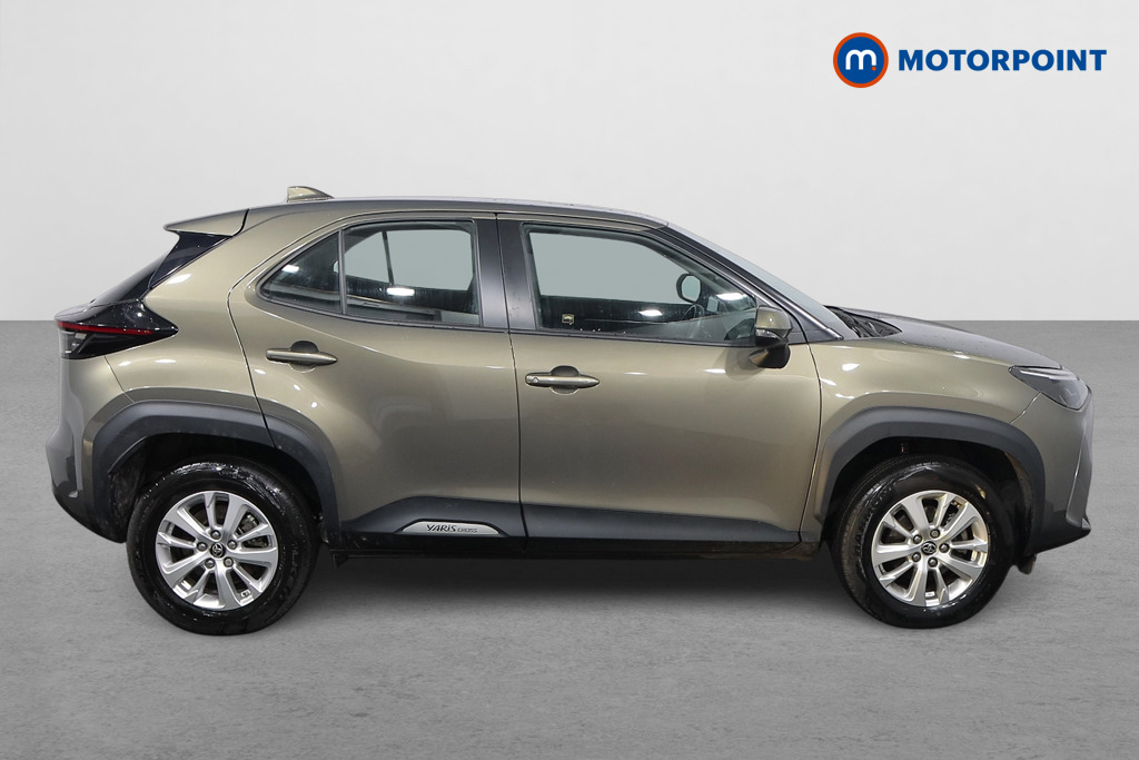 Toyota Yaris Cross Icon Automatic Petrol-Electric Hybrid Estate - Stock Number (1582047) - Drivers side