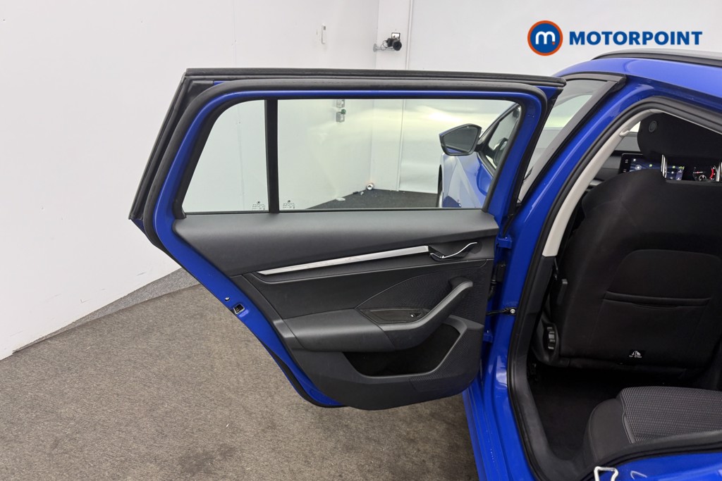 Skoda Octavia SE Manual Petrol Estate - Stock Number (1586852) - 8th supplementary image